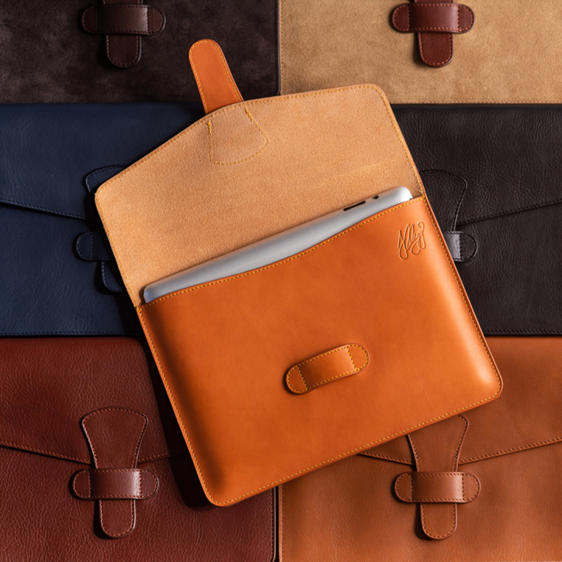 iPad Case  in smooth tumbled leather